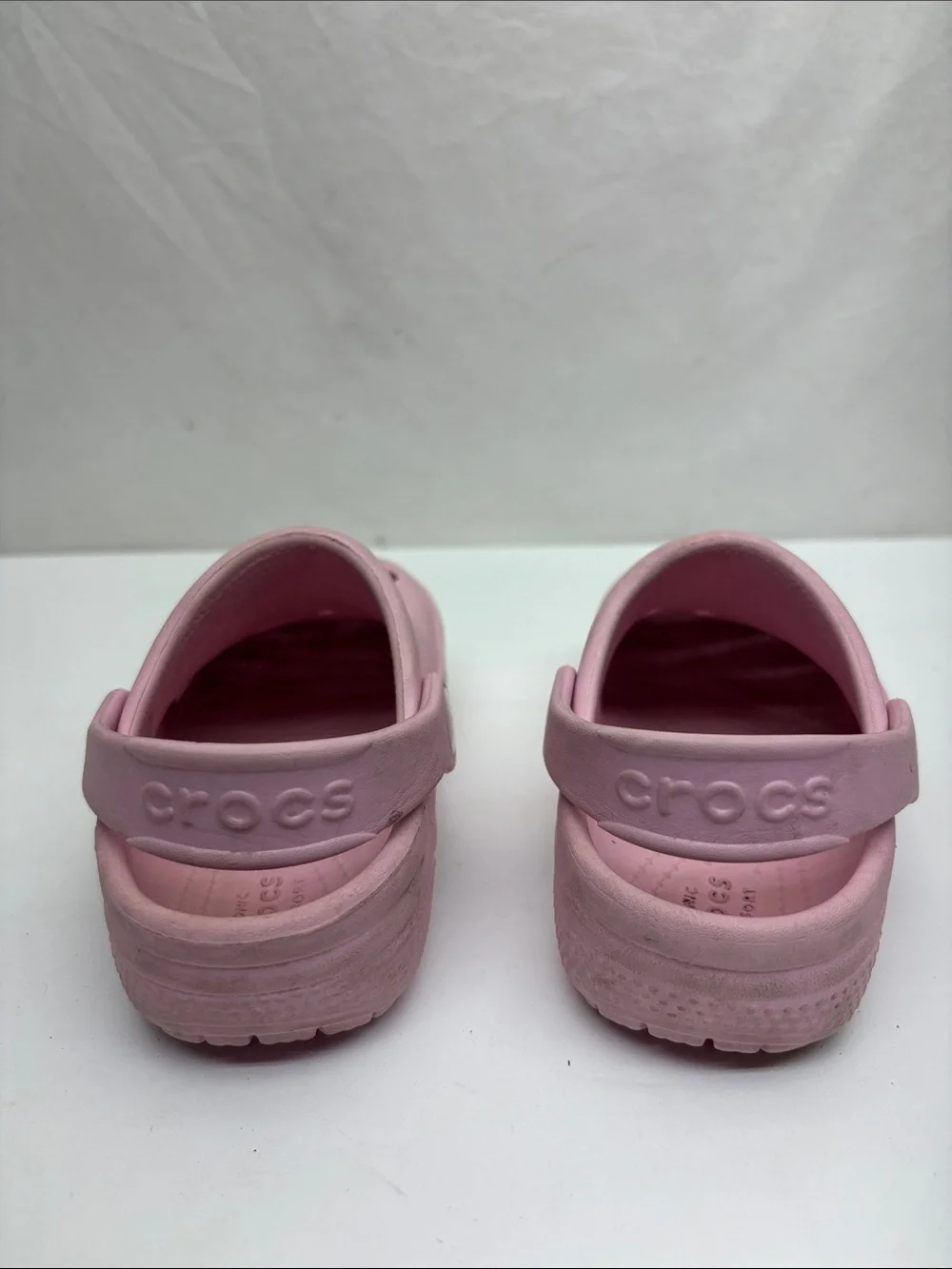 Crocs sandals for toddler girl, SZ 9, box 73